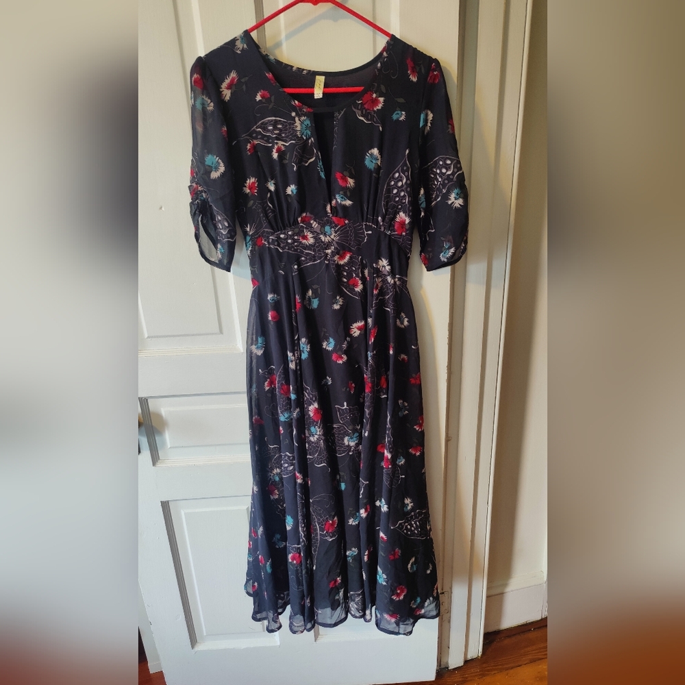 Free People Women’s Floral Midi Dress - Elegant Printed Day Dress